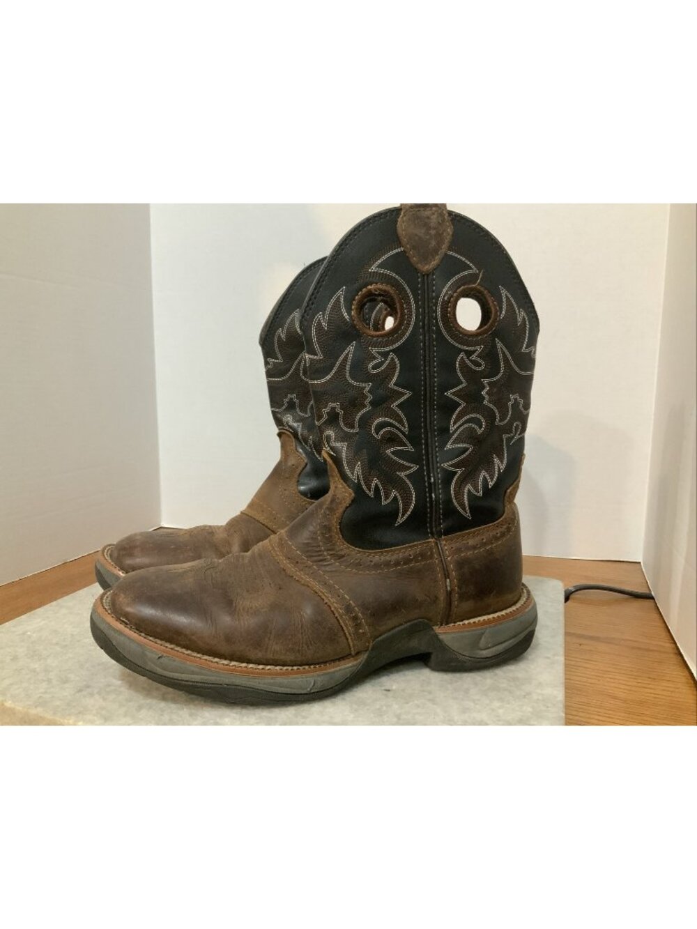 Brazos Men’s Western Pull On Leather Boots Size 7.5